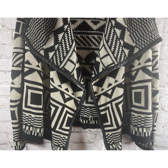 Debut Women's Cardigan Sweater S/M Navajo Aztec Southwest Tribal Open Boho - Picture 3 of 8